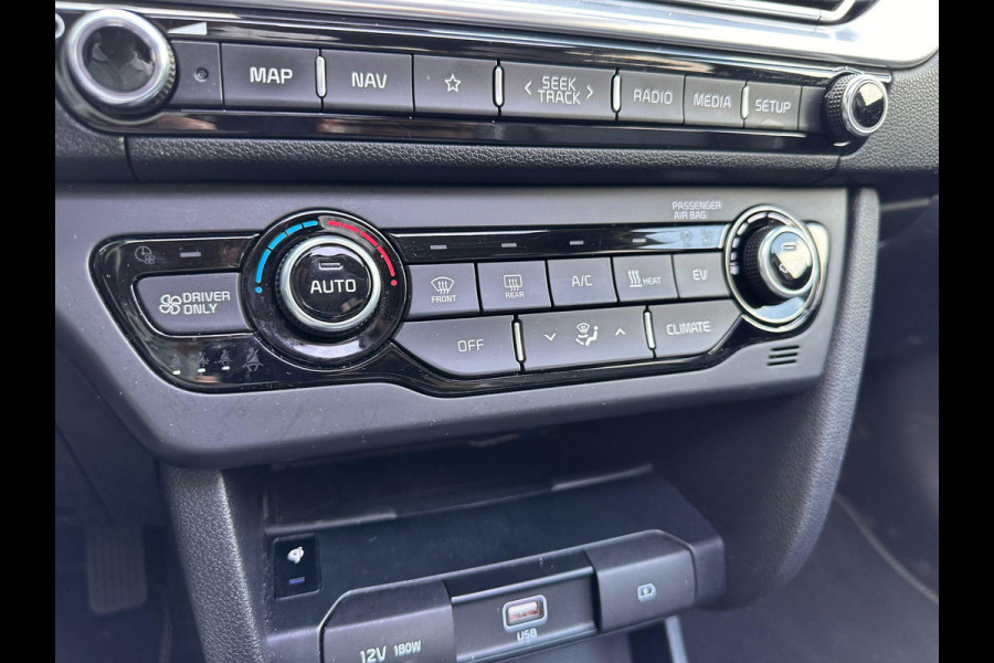 Kia e-Niro ExecutiveLine SKY 64 kWh | SOH: 95,6% | Schuifdak | 3 Fase | Warmtepomp | Leder | Adaptive CC | Climate |
