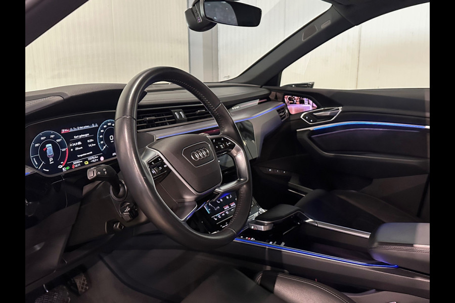 Audi e-tron 50 quattro Launch edition Black 71 kWh | B&O | HUD | TREKHAAK | 360 CAMERA | SPIEGELCAMERA