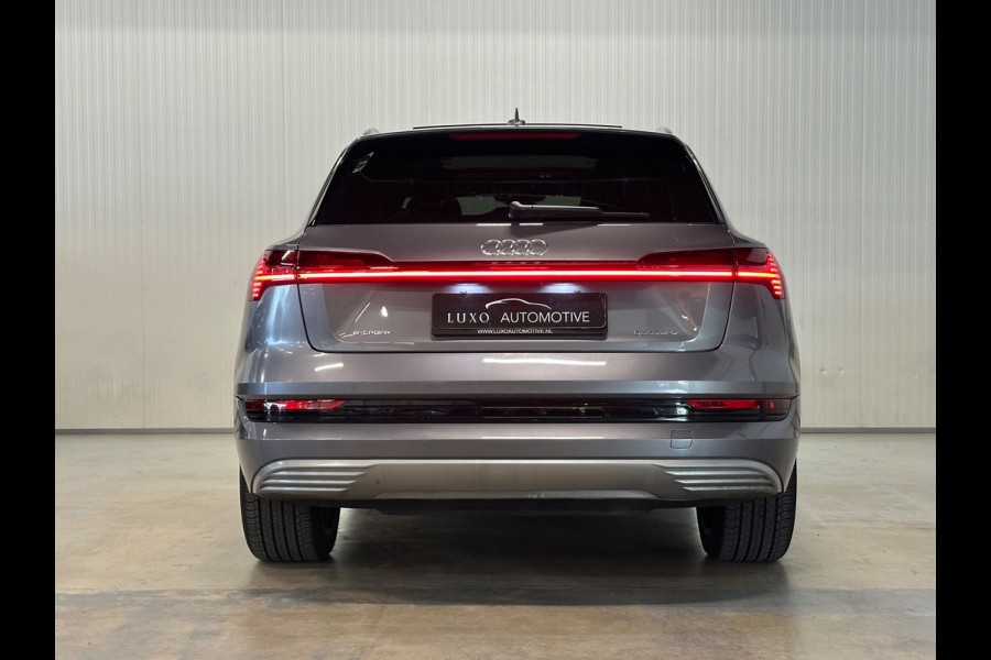 Audi e-tron 50 quattro Launch edition Black 71 kWh | B&O | HUD | TREKHAAK | 360 CAMERA | SPIEGELCAMERA