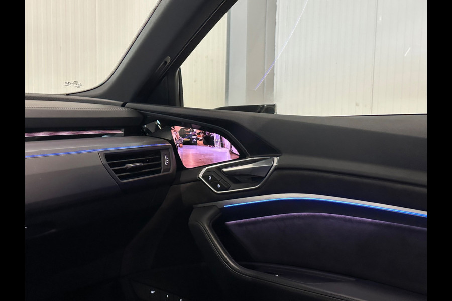 Audi e-tron 50 quattro Launch edition Black 71 kWh | B&O | HUD | TREKHAAK | 360 CAMERA | SPIEGELCAMERA
