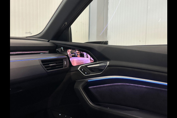 Audi e-tron 50 quattro Launch edition Black 71 kWh | B&O | HUD | TREKHAAK | 360 CAMERA | SPIEGELCAMERA