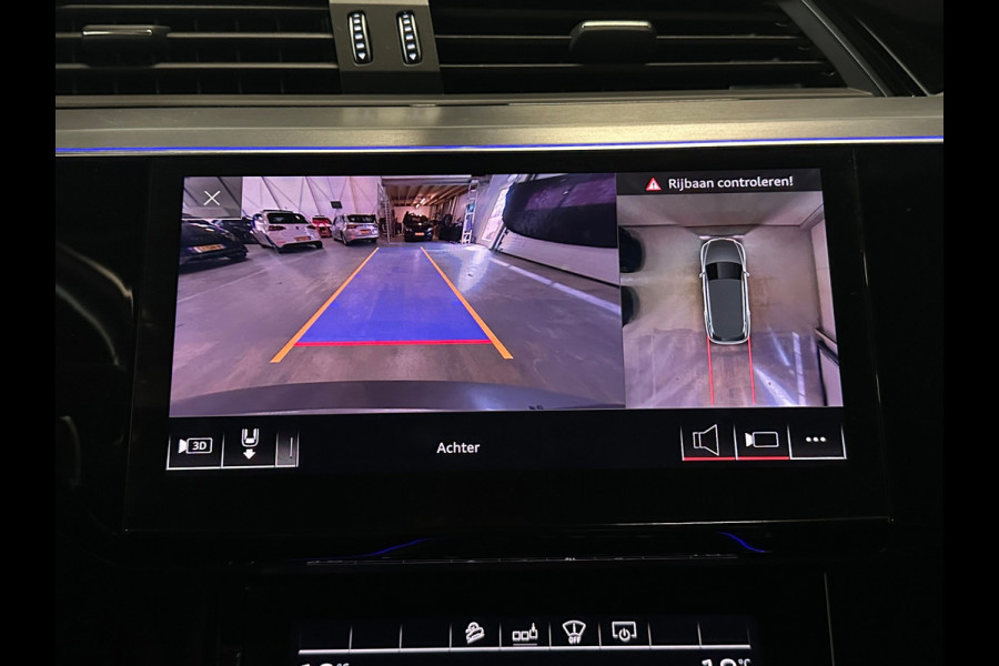 Audi e-tron 50 quattro Launch edition Black 71 kWh | B&O | HUD | TREKHAAK | 360 CAMERA | SPIEGELCAMERA