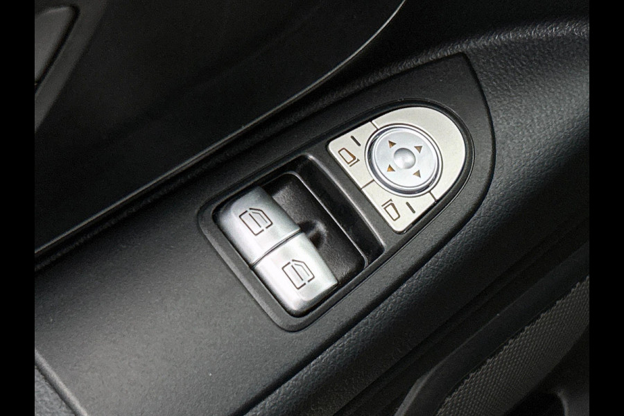 Mercedes-Benz Vito 114 CDI Lang Automaat Apple Carplay Camera Trekhaak Cruise control Airco Bluetooth