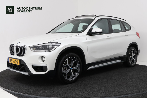 BMW X1 SDrive20i Orange Edition II (PANORAMADAK, STOELVERWARMING, CRUISE CONTROL, HUD-DISPLAY, DEALER ONDERHOUDEN)
