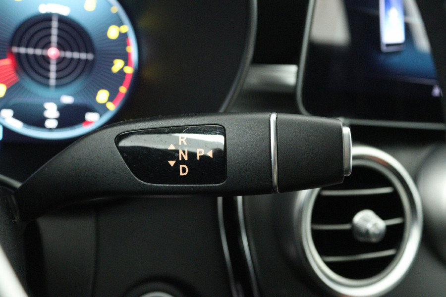 Mercedes-Benz C-Klasse 160 Business Solution Avantgarde (TREKHAAK, STOELVERWARMING, CAMERA, ELEKTR STOELEN, SENSOREN)