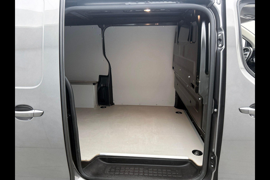 Opel Vivaro 2.0 BlueHDi 145PK L3 Automaat Airco Navigatie Cruise Control Trekhaak