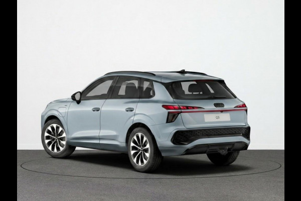 Audi Q3 S edition e-hybrid 272 pk | Techniekpakket plus | Panorama-glasdak | Optiekpakket zwart-glanzend | Trekhaak mech. zwenkbaar |