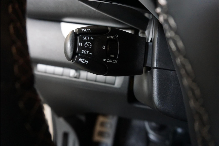 Opel Vivaro 2.0 CDTI L3H1 Dubbele Cabine Automaat Dubbele Cabine Airco Navigatie Trekhaak