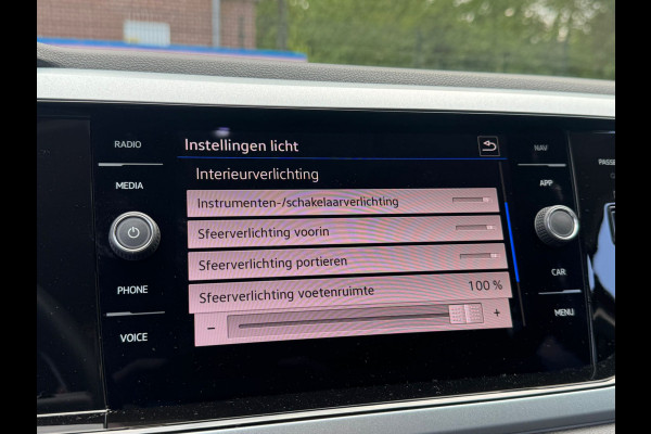 Volkswagen Taigo TSI 115PK DSG LIFE EDITION CAMERA/ACC/CARPLAY/HALF-LEDER
