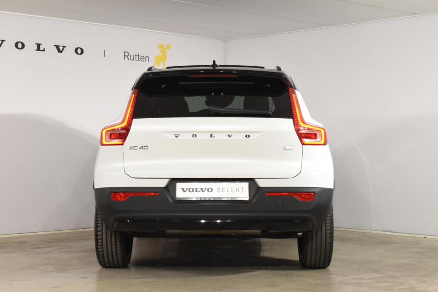 Volvo XC40 T5 262PK Automaat Recharge R-Design / Adaptive cruise control / Leren bekleding / Elektrische stoelen met geheugen / Elektrisch glazen schuif-kanteldak / Harman Kardon / Stoel- en stuurverwarming / Elektrische achterklep / Trekhaak / 21" velgen / Achteruitrijcamera