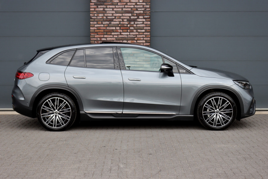 Mercedes-Benz EQE SUV 500 4MATIC AMG Line 91 kWh | 65.000,- ex BTW | Luchtvering | Hyperscreen | Achterasbesturing | Distronic+ | Massage | HUD | Stoelventilatie | Trekhaak | Memory | Verwarmd Stuurwiel | 22kW |