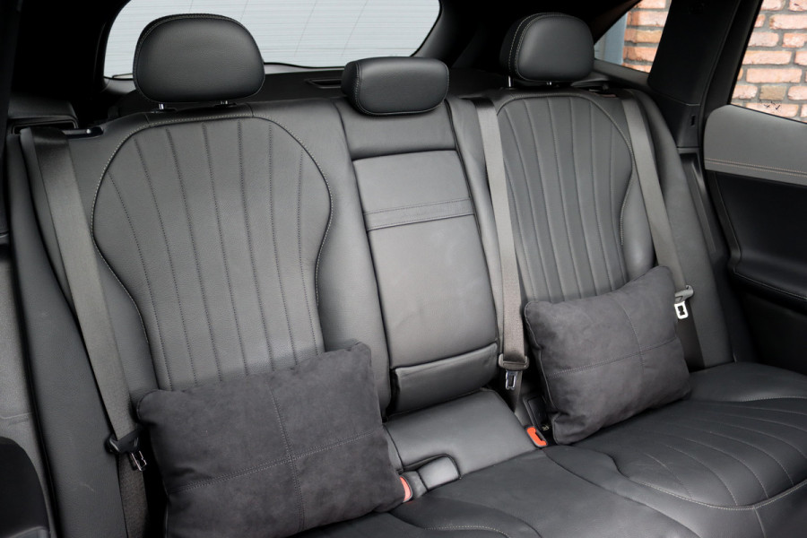 Mercedes-Benz EQE SUV 500 4MATIC AMG Line 91 kWh | 65.000,- ex BTW | Luchtvering | Hyperscreen | Achterasbesturing | Distronic+ | Massage | HUD | Stoelventilatie | Trekhaak | Memory | Verwarmd Stuurwiel | 22kW |