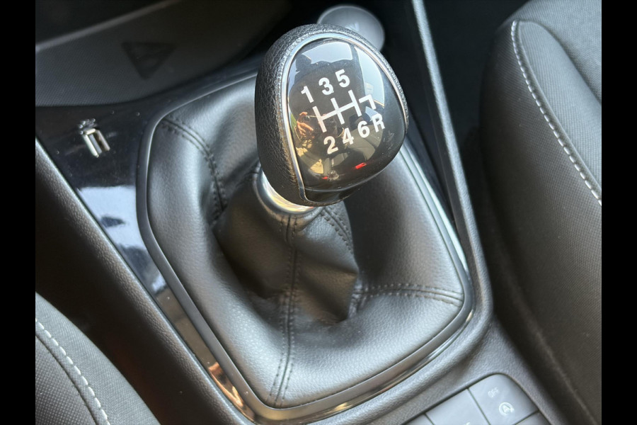 Ford Fiesta 1.0 EcoBoost Connected 1e Eigenaar,Apple Carplay,Airco,Cruise,Rijstrooksensor,Pdc,6 Bak,N.A.P,95pk,Dealer Onderhouden,Nieuwe Apk bij Aflevering