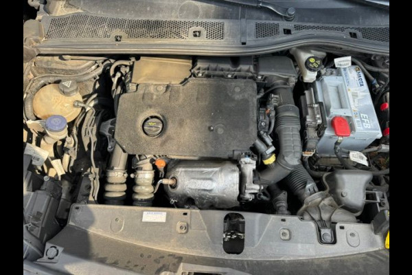 Peugeot 2008 1.5 BlueHDi Blue Lease Allure DISTRIBUTIE RIEM GEBROKEN Airco/ECC,Navi,Camera