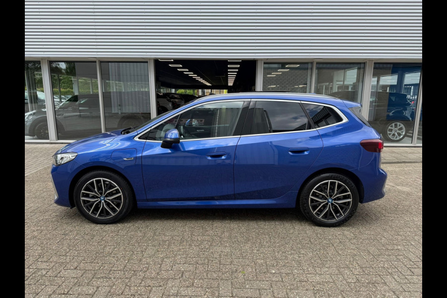 BMW 2 Serie Active Tourer 225e xDrive M-Sport 245 Pk | Navi | Panoramadak | Clima | Cruise | Camera | Leder-Alcantara..