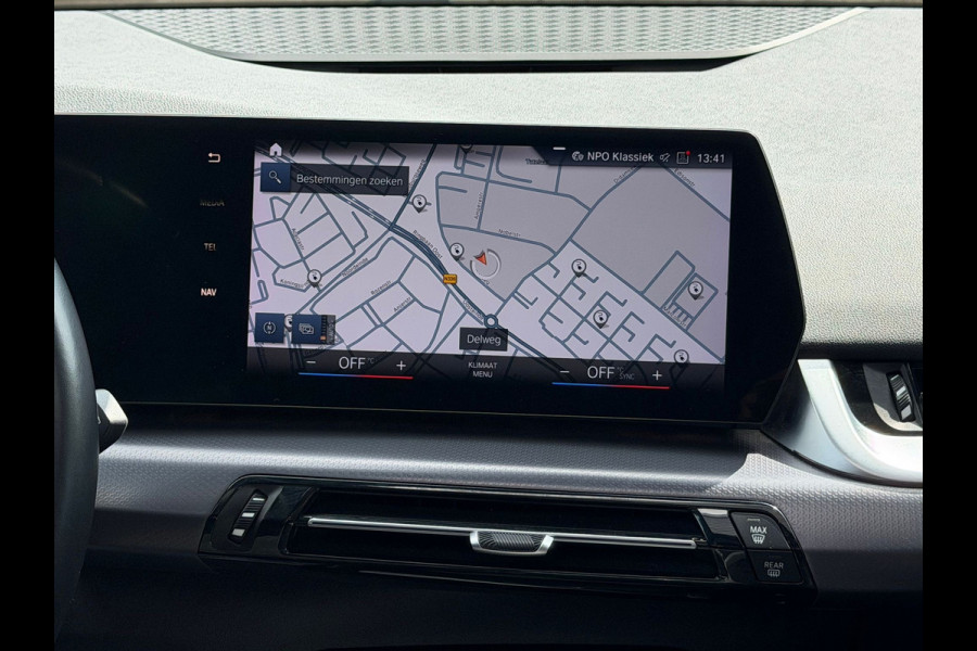 BMW 2 Serie Active Tourer 225e xDrive M-Sport 245 Pk | Navi | Panoramadak | Clima | Cruise | Camera | Leder-Alcantara..