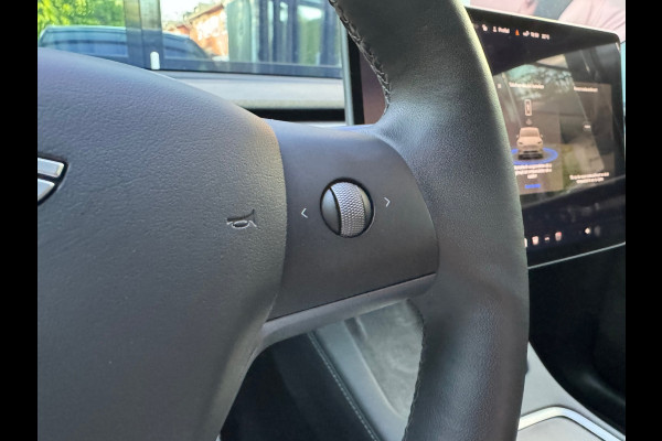 Tesla Model Y Performance AWD 75 kWh | 1E EIGENAAR | LAGE KM STAND | DEALED ONDERHOUDEN