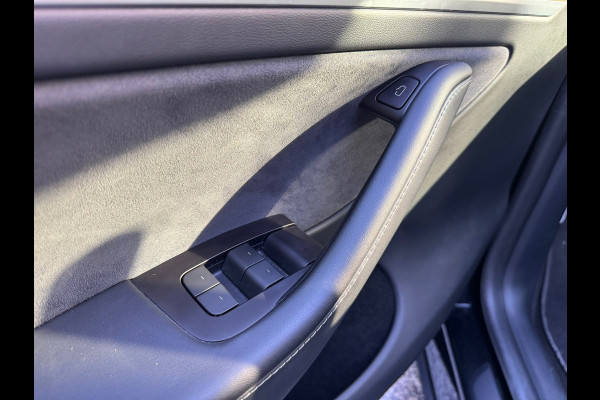 Tesla Model Y Performance AWD 75 kWh | 1E EIGENAAR | LAGE KM STAND | DEALED ONDERHOUDEN
