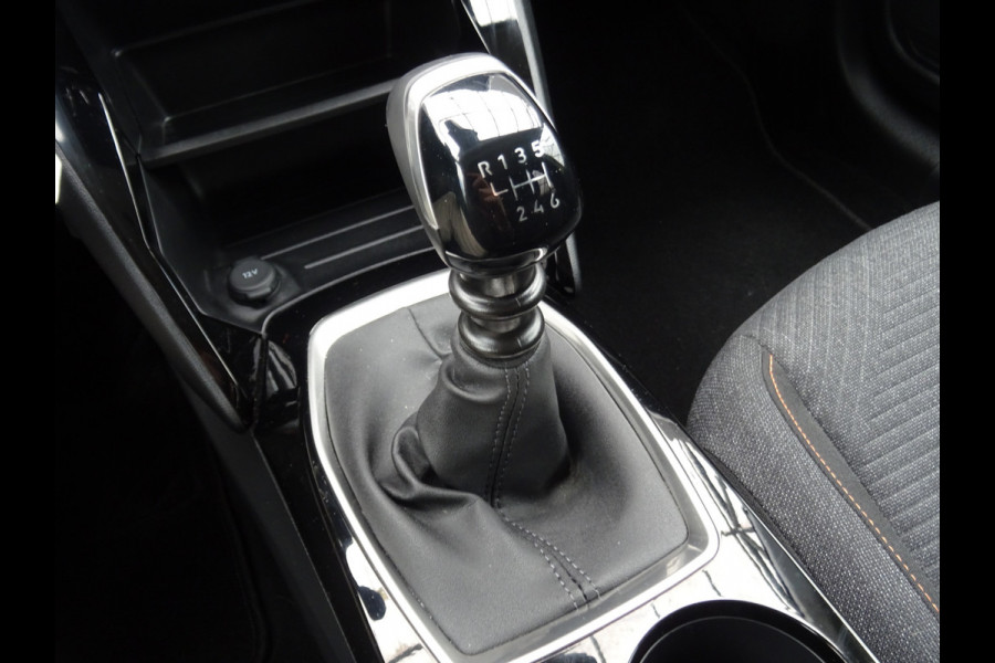 Peugeot 208 1.2 PureTech 100 Style * EYE-CATCHER * NIEUWSTAAT !!