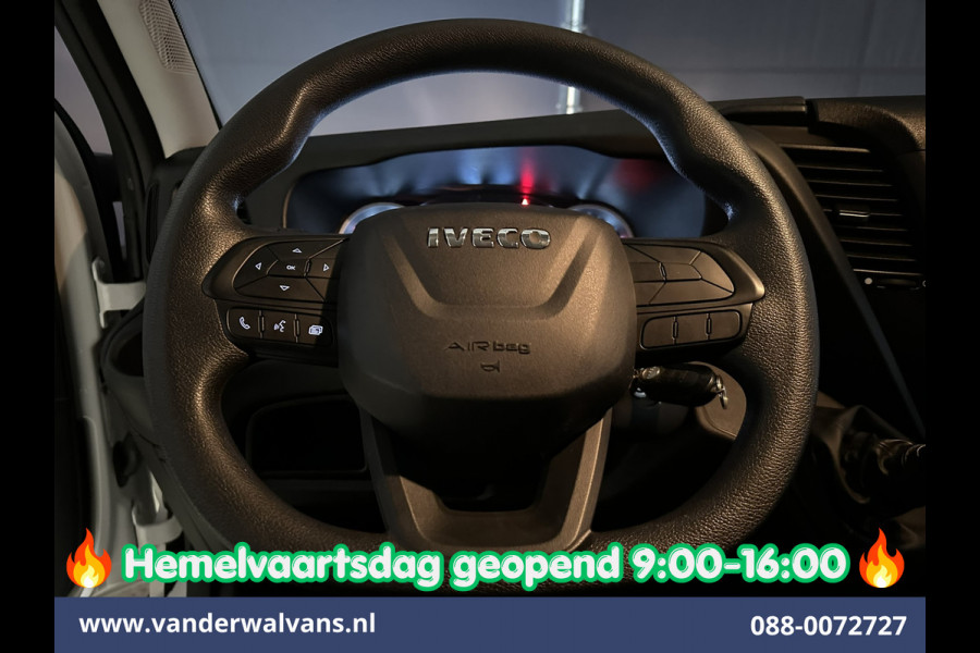 Iveco Daily 35C16H 157pk Dubbel Lucht Bakwagen 4.35m lang Laadklep Euro6 Airco | 980kg laadvermogen Bijrijdersbank