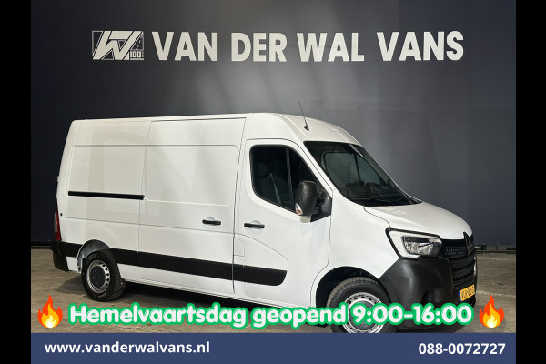 Renault Master 2.3 dCi 136pk L2H2 Euro6 Airco | Camera | Cruisecontrol | 2500kg Trekhaak | Parkeersensoren Bijrijdersbank