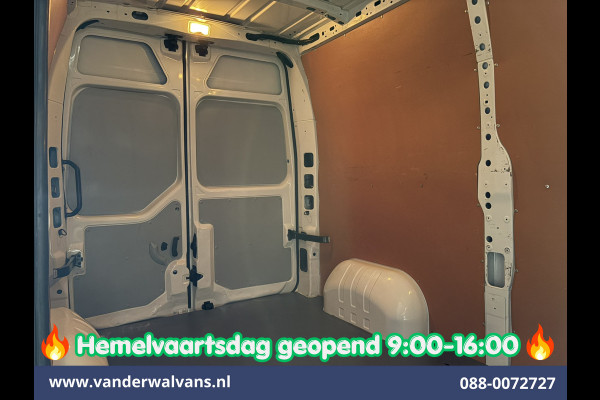 Renault Master 2.3 dCi 136pk L2H2 Euro6 Airco | Camera | Cruisecontrol | 2500kg Trekhaak | Parkeersensoren Bijrijdersbank