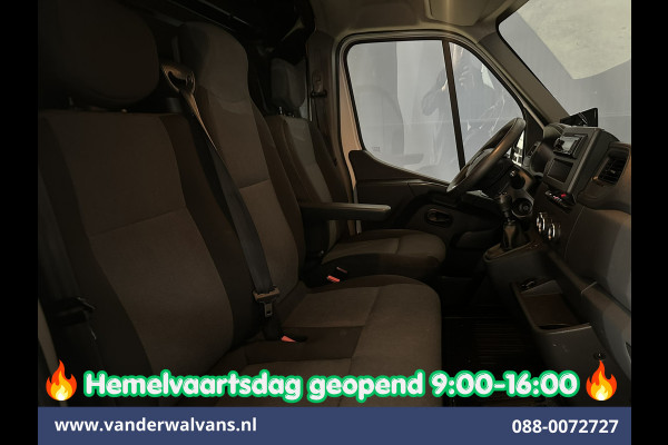 Renault Master 2.3 dCi 136pk L2H2 Euro6 Airco | Camera | Cruisecontrol | 2500kg Trekhaak | Parkeersensoren Bijrijdersbank
