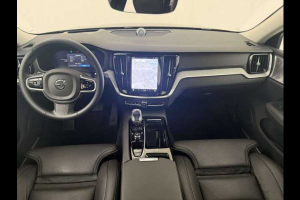 Volvo V60 2.0 T8 Plug-in hybrid AWD Ultra Dark ** FULL OPTIONS, PANO, ACC, MASSAGE, B&W ** 1e EIG - UNFALLFREI ** ** INFORMEER OOK NAAR ONZE AANTREKKELIJKE FINANCIAL-LEASE TARIEVEN **