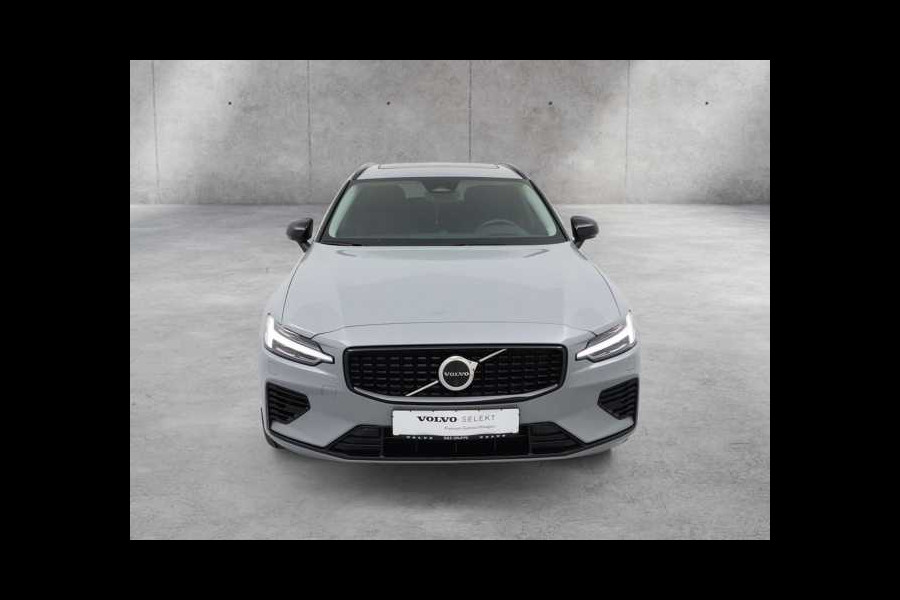 Volvo V60 2.0 T8 Plug-in hybrid AWD Ultra Dark ** FULL OPTIONS, PANO, ACC, MASSAGE, B&W ** 1e EIG - UNFALLFREI ** ** INFORMEER OOK NAAR ONZE AANTREKKELIJKE FINANCIAL-LEASE TARIEVEN **