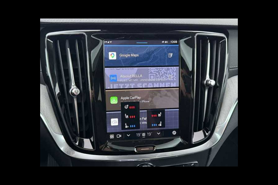 Volvo V60 2.0 T8 Plug-in hybrid AWD Ultra Dark ** FULL OPTIONS, PANO, ACC, MASSAGE, B&W ** 1e EIG - UNFALLFREI ** ** INFORMEER OOK NAAR ONZE AANTREKKELIJKE FINANCIAL-LEASE TARIEVEN **