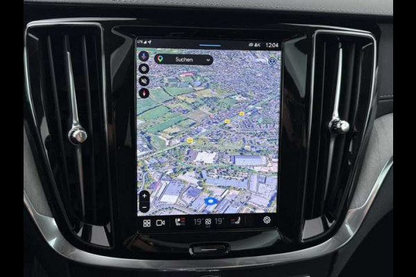 Volvo V60 2.0 T8 Plug-in hybrid AWD Ultra Dark ** FULL OPTIONS, PANO, ACC, MASSAGE, B&W ** 1e EIG - UNFALLFREI ** ** INFORMEER OOK NAAR ONZE AANTREKKELIJKE FINANCIAL-LEASE TARIEVEN **