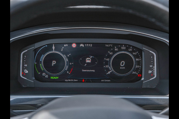 Volkswagen Tiguan 1.4 TSI eHybrid Elegance