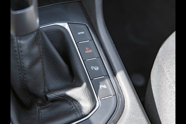 Volkswagen Tiguan 1.4 TSI eHybrid Elegance