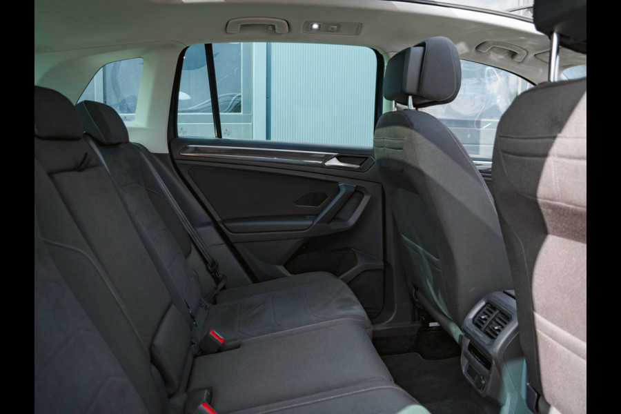 Volkswagen Tiguan 1.4 TSI eHybrid Elegance