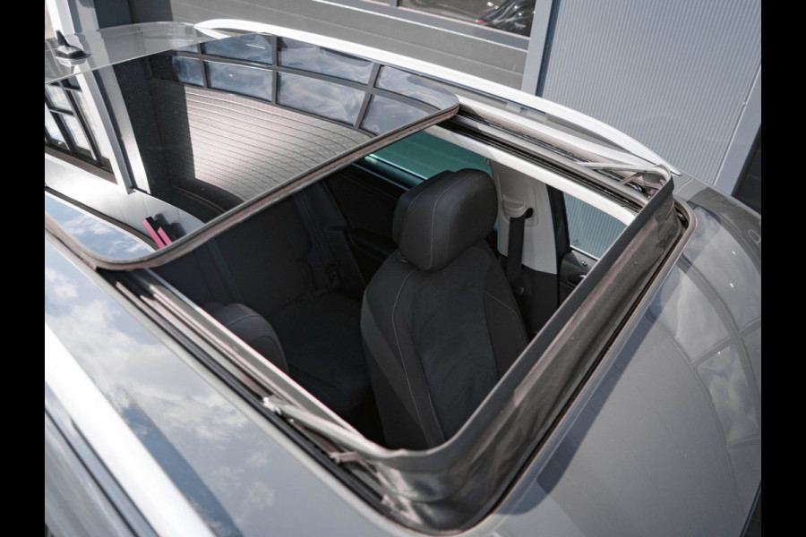 Volkswagen Tiguan 1.4 TSI eHybrid Elegance