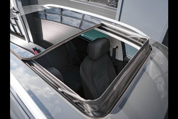 Volkswagen Tiguan 1.4 TSI eHybrid Elegance