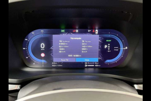 Volvo V60 2.0 T8 Plug-in hybrid AWD Plus Bright ** FULL OPTIONS, TREKH, PANO, MEMORY ** 1e EIG - UNFALLFREI ** ** INFORMEER OOK NAAR ONZE AANTREKKELIJKE FINANCIAL-LEASE TARIEVEN **