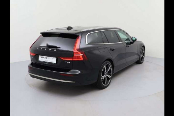 Volvo V60 2.0 T8 Plug-in hybrid AWD Plus Bright ** FULL OPTIONS, TREKH, PANO, MEMORY ** 1e EIG - UNFALLFREI ** ** INFORMEER OOK NAAR ONZE AANTREKKELIJKE FINANCIAL-LEASE TARIEVEN **