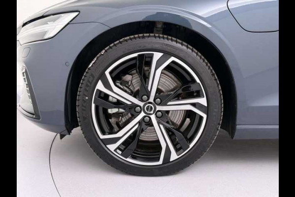 Volvo V60 2.0 T8 Plug-in hybrid AWD Plus Dark ** LEDER, PANO, 360gr, PRIVACY, WINTER, MEMORY ** 1e EIG - UNFALLFREI ** ** INFORMEER OOK NAAR ONZE AANTREKKELIJKE FINANCIAL-LEASE TARIEVEN **