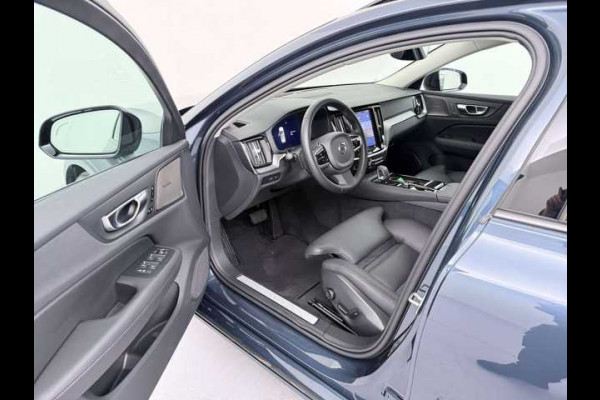 Volvo V60 2.0 T8 Plug-in hybrid AWD Plus Dark ** LEDER, PANO, 360gr, PRIVACY, WINTER, MEMORY ** 1e EIG - UNFALLFREI ** ** INFORMEER OOK NAAR ONZE AANTREKKELIJKE FINANCIAL-LEASE TARIEVEN **
