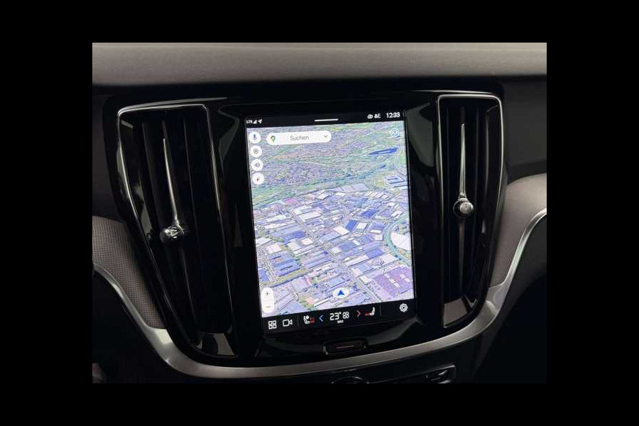 Volvo V60 2.0 T8 Plug-in hybrid AWD Plus Dark ** LEDER, PANO, 360gr, 19-inch LMV, WINTER, MEMORY ** 1e EIG - UNFALLFREI ** ** INFORMEER OOK NAAR ONZE AANTREKKELIJKE FINANCIAL-LEASE TARIEVEN **