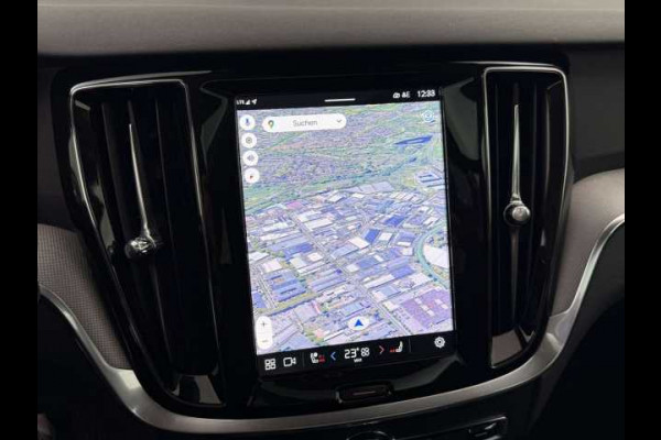 Volvo V60 2.0 T8 Plug-in hybrid AWD Plus Dark ** LEDER, PANO, 360gr, 19-inch LMV, WINTER, MEMORY ** 1e EIG - UNFALLFREI ** ** INFORMEER OOK NAAR ONZE AANTREKKELIJKE FINANCIAL-LEASE TARIEVEN **