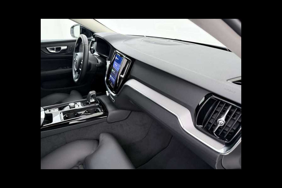 Volvo V60 2.0 T8 Plug-in hybrid AWD Plus Dark ** LEDER, PANO, 360gr, 19-inch LMV, WINTER, MEMORY ** 1e EIG - UNFALLFREI ** ** INFORMEER OOK NAAR ONZE AANTREKKELIJKE FINANCIAL-LEASE TARIEVEN **