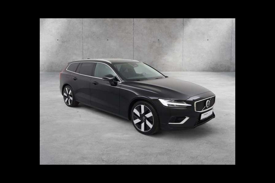 Volvo V60 2.0 T8 Plug-in hybrid AWD Ultra BRIGHT ** FULL OPTIONS, PANO, ACC, MASSAGE, B&W ** 1e EIG - UNFALLFREI ** ** INFORMEER OOK NAAR ONZE AANTREKKELIJKE FINANCIAL-LEASE TARIEVEN **