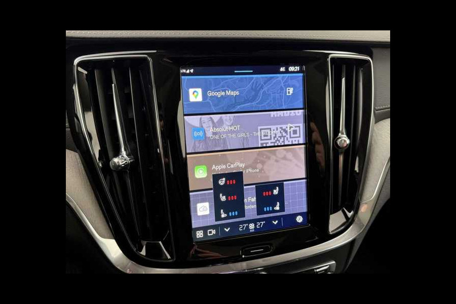 Volvo V60 2.0 T8 Plug-in hybrid AWD Ultra BRIGHT ** FULL OPTIONS, PANO, ACC, MASSAGE, B&W ** 1e EIG - UNFALLFREI ** ** INFORMEER OOK NAAR ONZE AANTREKKELIJKE FINANCIAL-LEASE TARIEVEN **