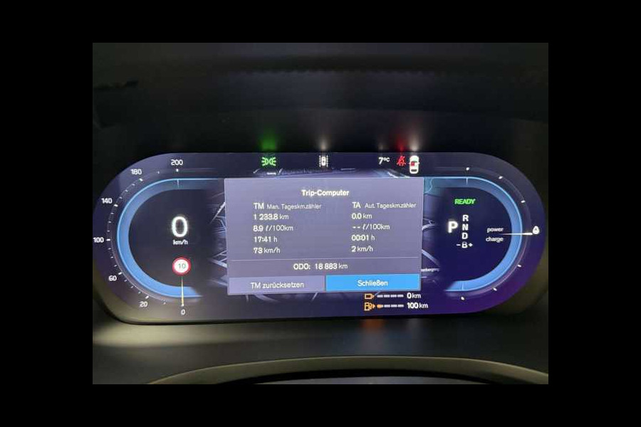 Volvo V60 2.0 T8 Plug-in hybrid AWD Ultra BRIGHT ** FULL OPTIONS, PANO, ACC, MASSAGE, B&W ** 1e EIG - UNFALLFREI ** ** INFORMEER OOK NAAR ONZE AANTREKKELIJKE FINANCIAL-LEASE TARIEVEN **