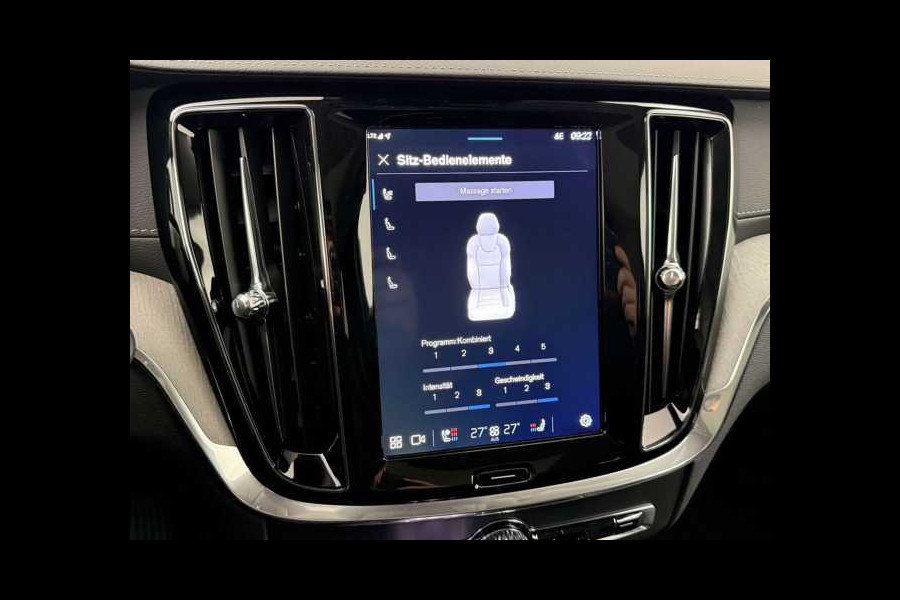 Volvo V60 2.0 T8 Plug-in hybrid AWD Ultra BRIGHT ** FULL OPTIONS, PANO, ACC, MASSAGE, B&W ** 1e EIG - UNFALLFREI ** ** INFORMEER OOK NAAR ONZE AANTREKKELIJKE FINANCIAL-LEASE TARIEVEN **