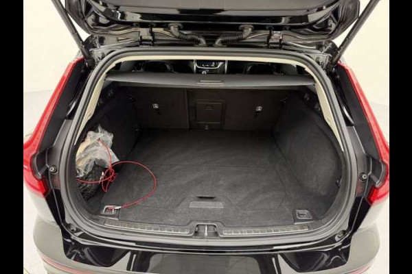 Volvo V60 2.0 T8 Plug-in hybrid AWD Ultra BRIGHT ** FULL OPTIONS, PANO, ACC, MASSAGE, B&W ** 1e EIG - UNFALLFREI ** ** INFORMEER OOK NAAR ONZE AANTREKKELIJKE FINANCIAL-LEASE TARIEVEN **