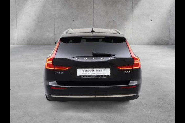 Volvo V60 2.0 T8 Plug-in hybrid AWD Ultra BRIGHT ** FULL OPTIONS, PANO, ACC, MASSAGE, B&W ** 1e EIG - UNFALLFREI ** ** INFORMEER OOK NAAR ONZE AANTREKKELIJKE FINANCIAL-LEASE TARIEVEN **