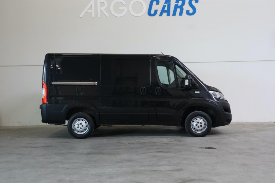 Citroën Jumper 2.2 BlueHDi ZWART 120PK BJ 2024 L2/H1 TREKHAAK AIRCO CAMERA CRUISE CONTROL LEASE V/A €99,- p.m. INRUIL MOGELIJK